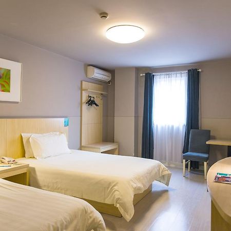 Jinjiang Inn Select Wuhan Chu Hehan Street Shuiguohu Dış mekan fotoğraf