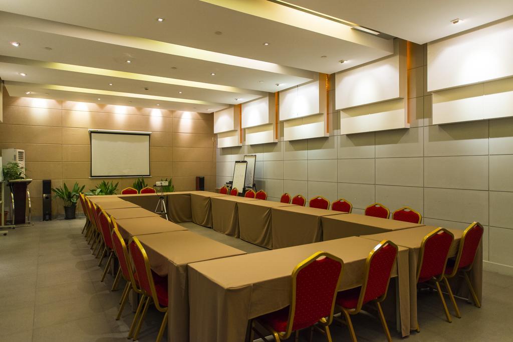 Jinjiang Inn Select Wuhan Chu Hehan Street Shuiguohu Dış mekan fotoğraf