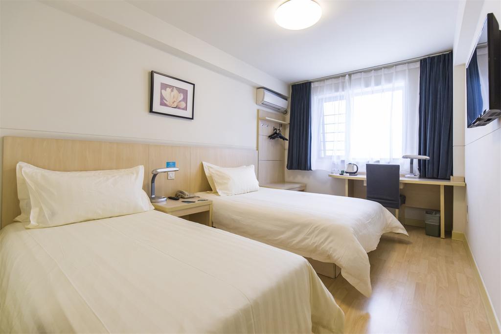 Jinjiang Inn Select Wuhan Chu Hehan Street Shuiguohu Dış mekan fotoğraf